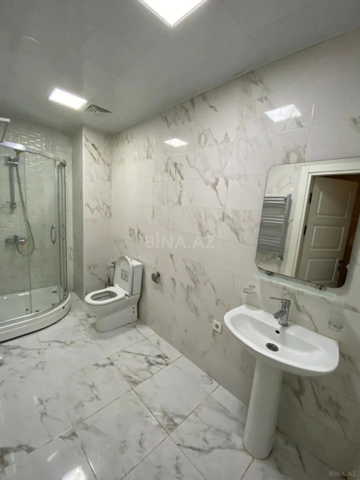 Kirayə verilir 2 otaqlı mənzil 55 m²