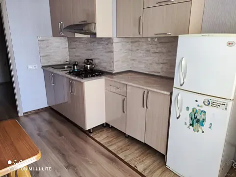 Kirayə verilir 1 otaqlı mənzil 50 m²