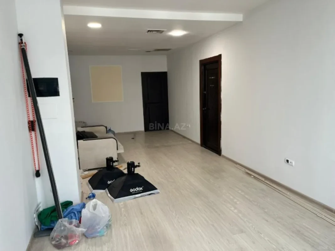 Kirayə verilir 1 otaqlı ofis 40 m²
