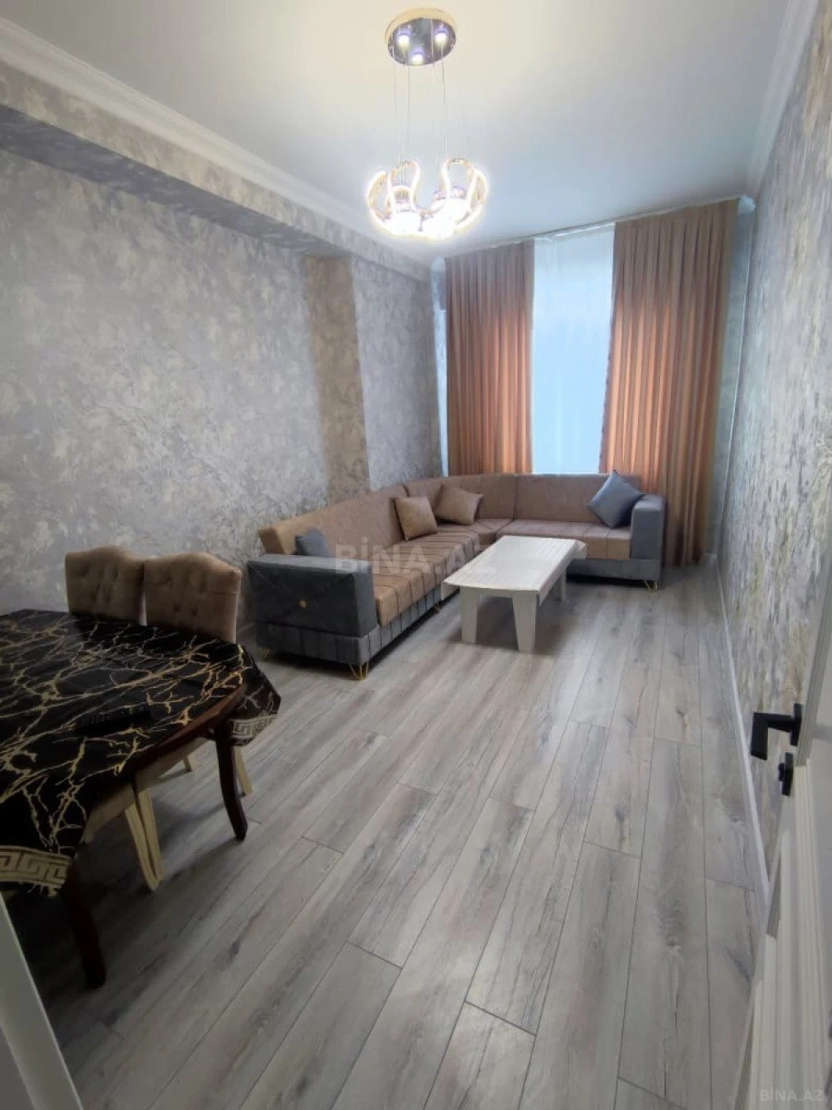 Kirayə verilir 3 otaqlı mənzil 82 m²