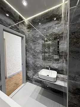 Satılır 4 otaqlı mənzil 117 m²