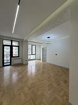Satılır 4 otaqlı mənzil 117 m²