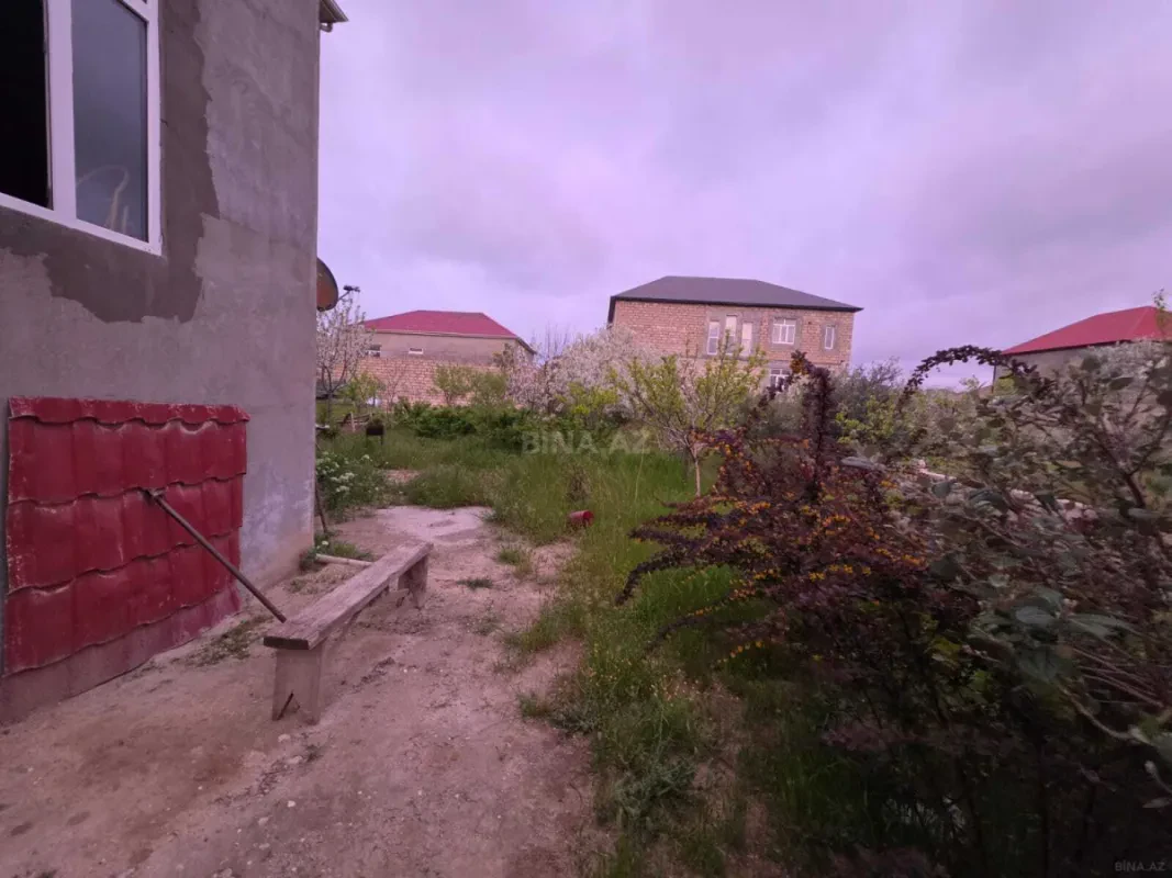 Satılır 7 otaqlı həyət evi 280 m²
