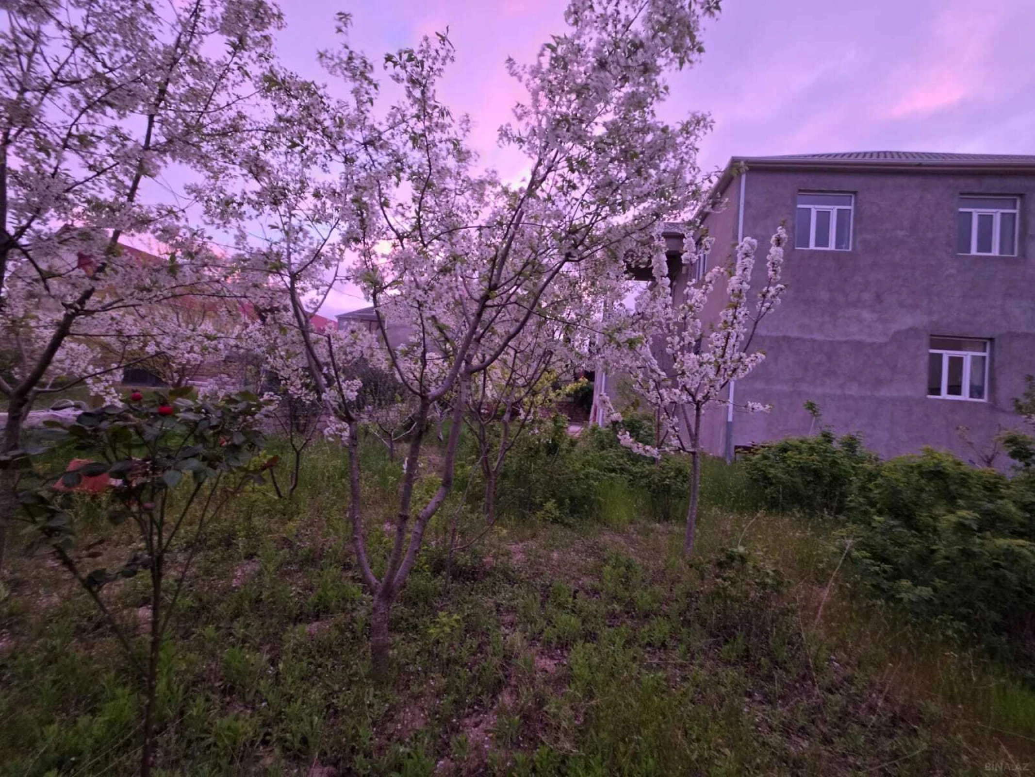 Satılır 7 otaqlı həyət evi 280 m²