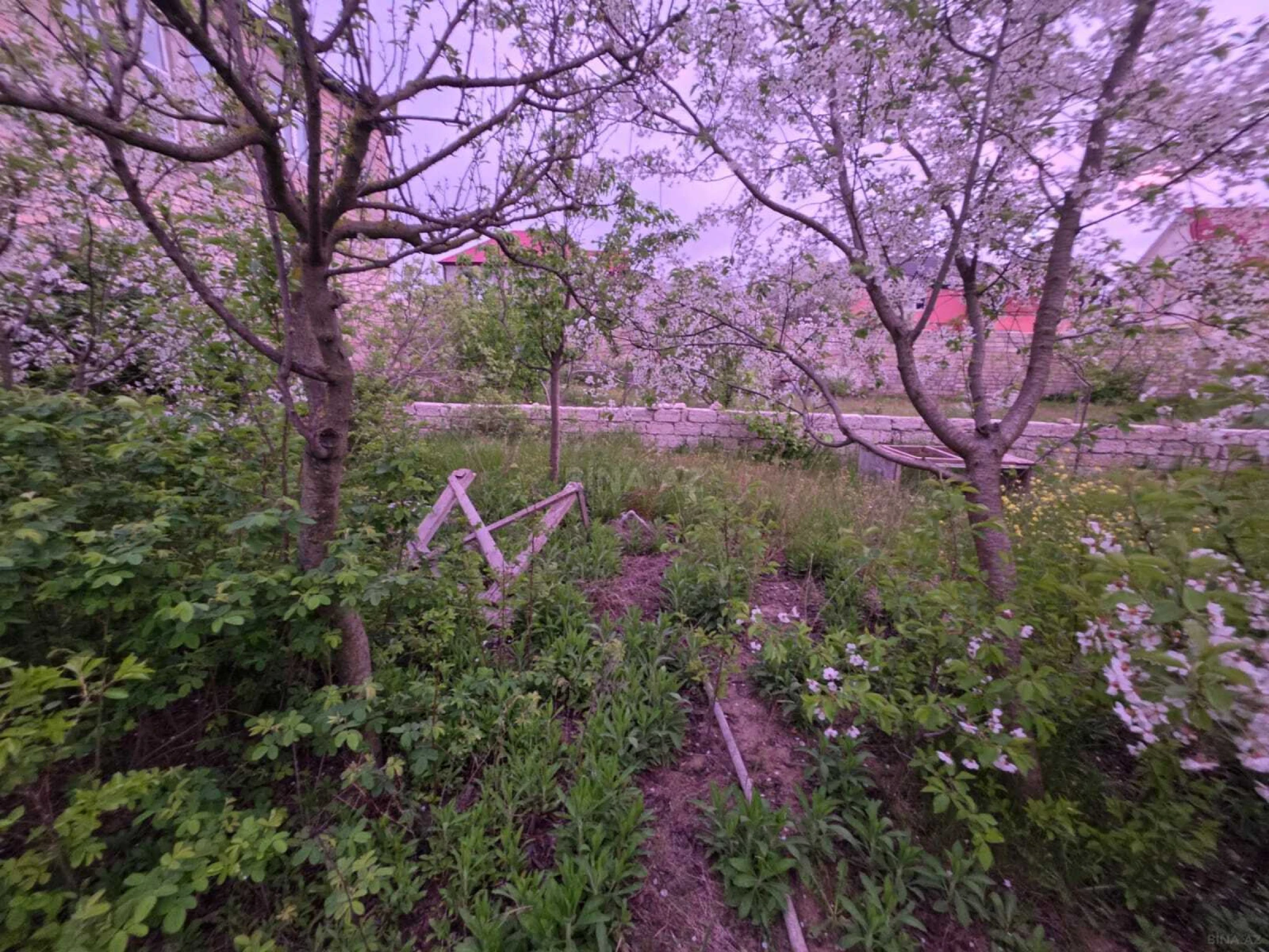 Satılır 7 otaqlı həyət evi 280 m²