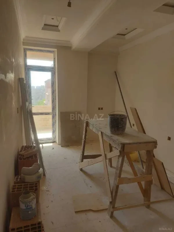 Satılır 2 otaqlı mənzil 110 m²