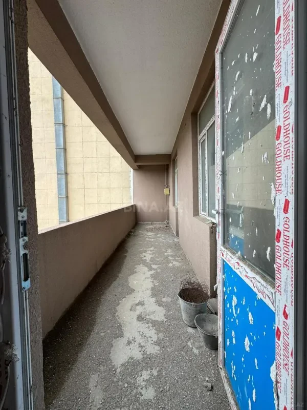 Satılır 2 otaqlı mənzil 110 m²