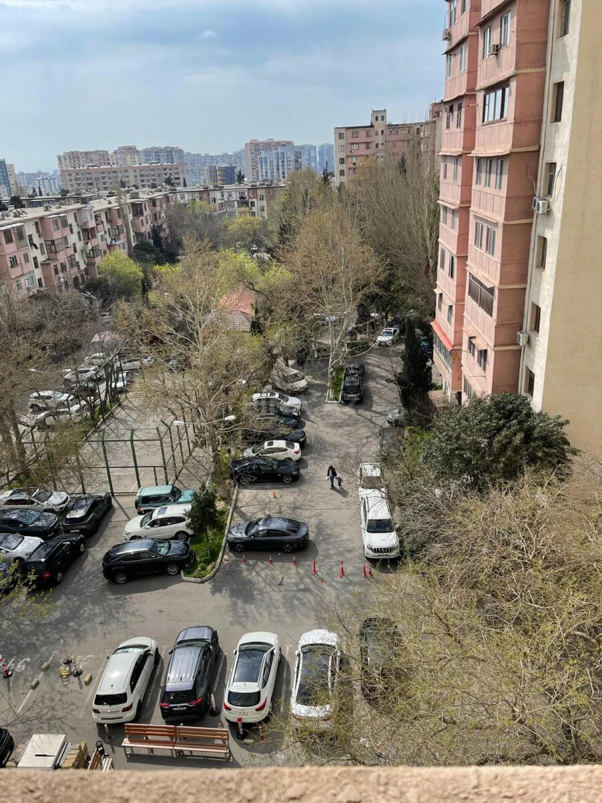 Satılır 2 otaqlı mənzil 110 m²