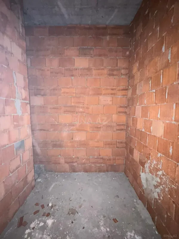 Satılır 2 otaqlı mənzil 110 m²