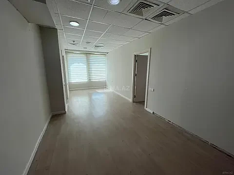 Kirayə verilir 3 otaqlı ofis 100 m²