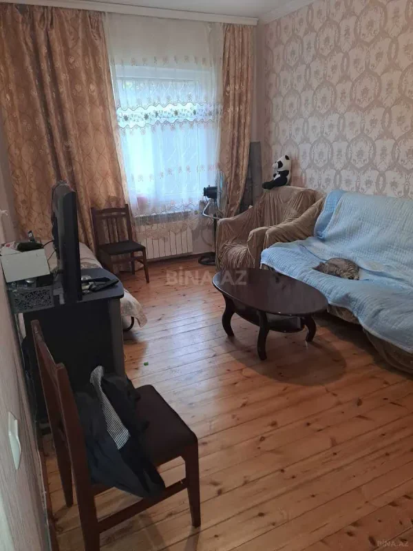 Satılır 2 otaqlı mənzil 75 m²