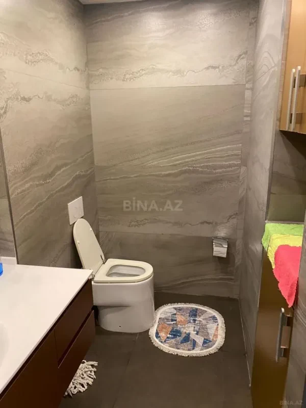 Satılır 1 otaqlı mənzil 67 m²