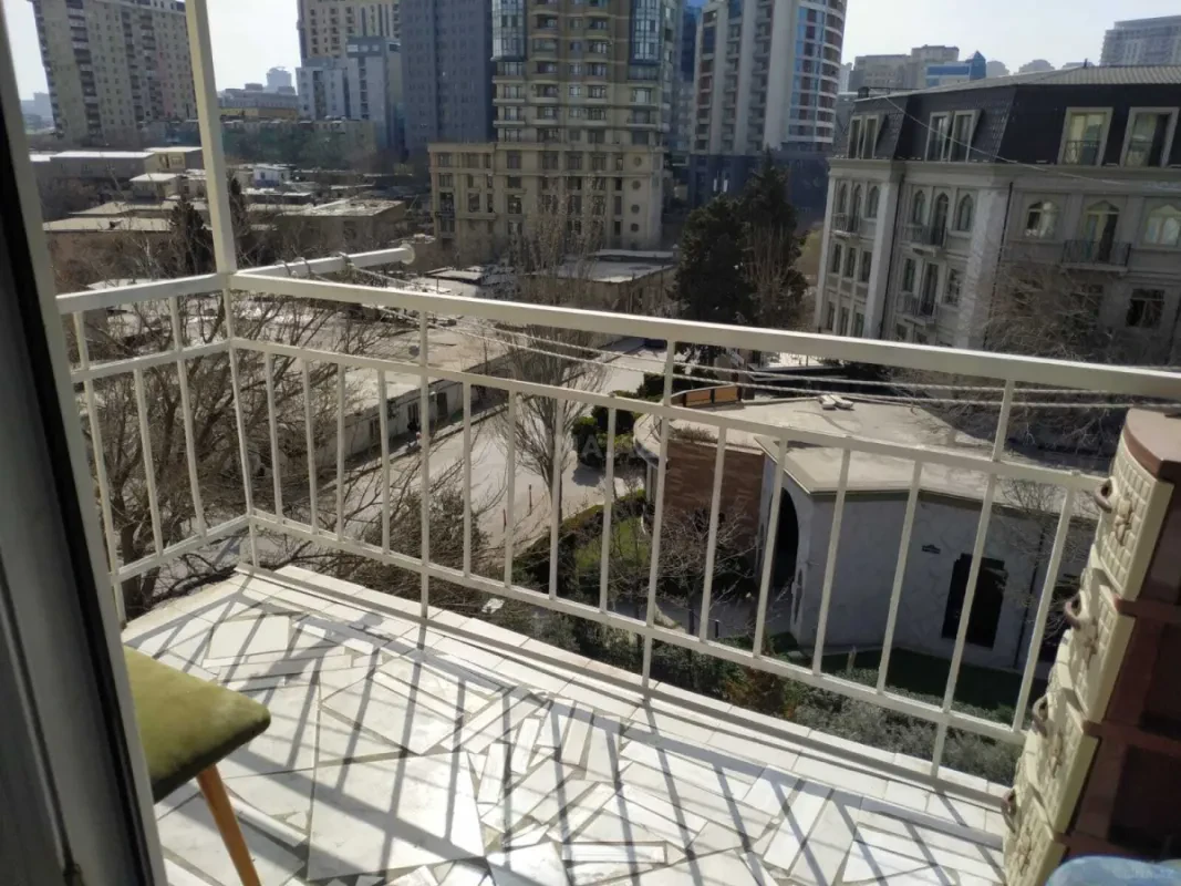 Kirayə verilir 3 otaqlı mənzil 65 m²