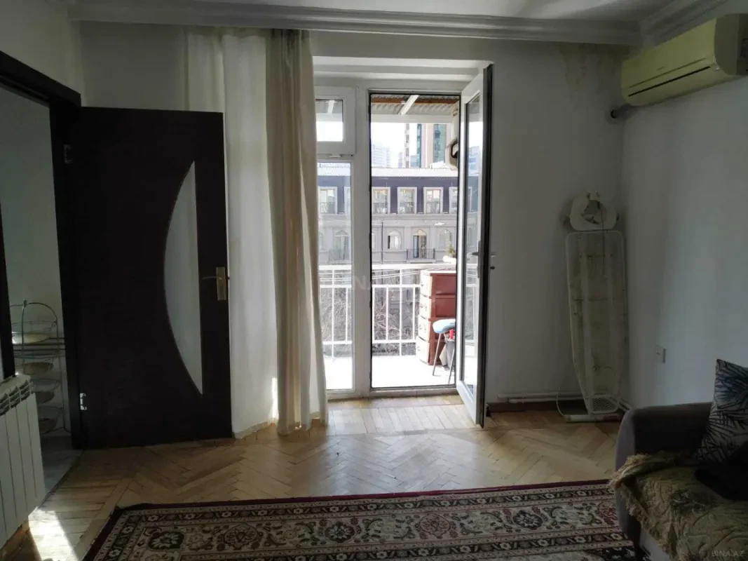 Kirayə verilir 3 otaqlı mənzil 65 m²