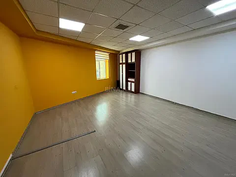 Kirayə verilir 2 otaqlı ofis 100 m²