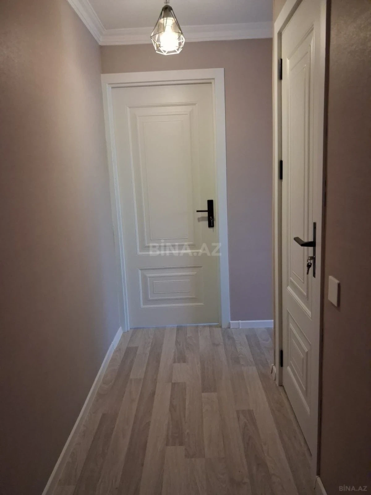 Kirayə verilir 2 otaqlı mənzil 45 m²