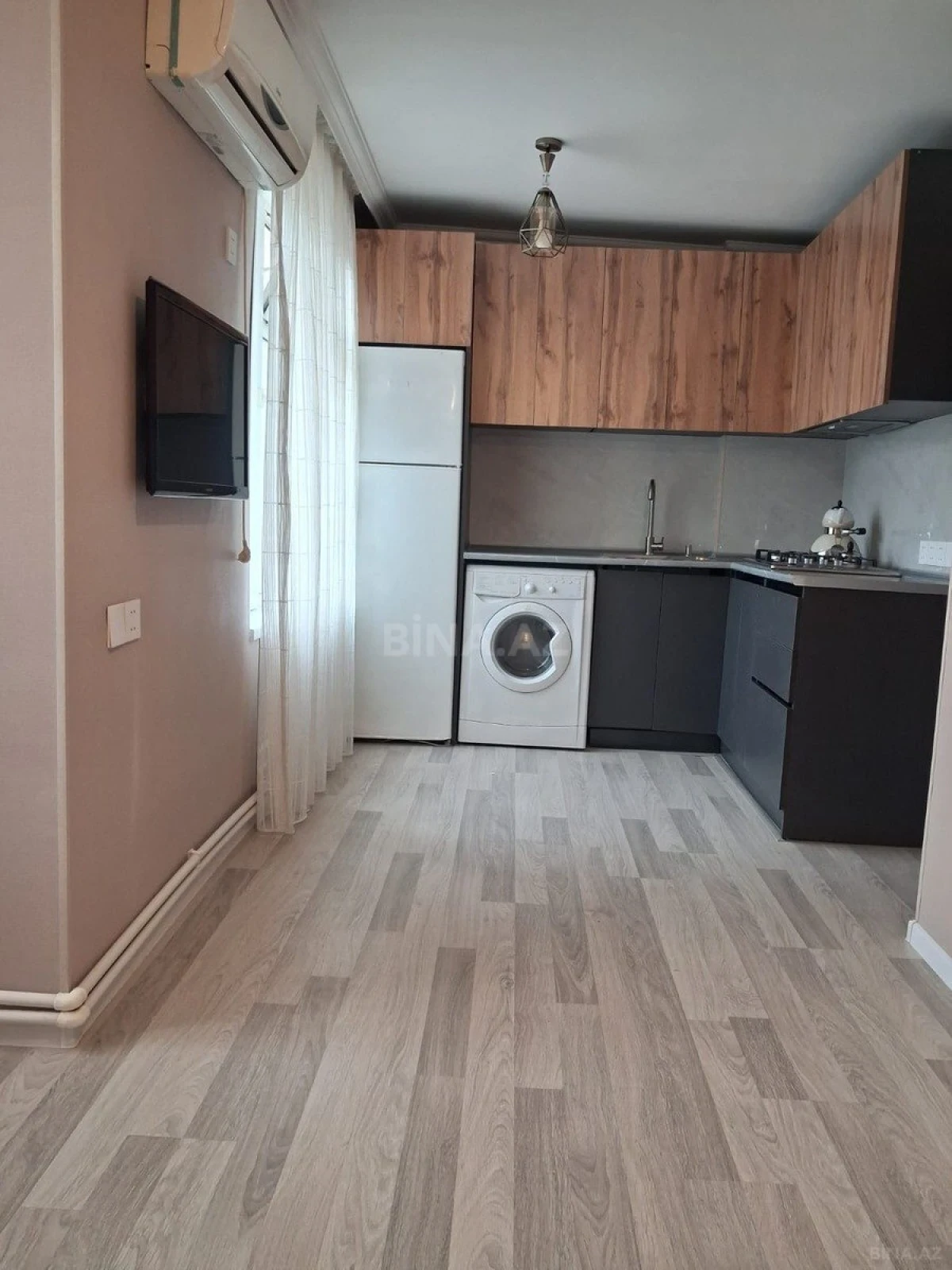 Kirayə verilir 2 otaqlı mənzil 45 m²