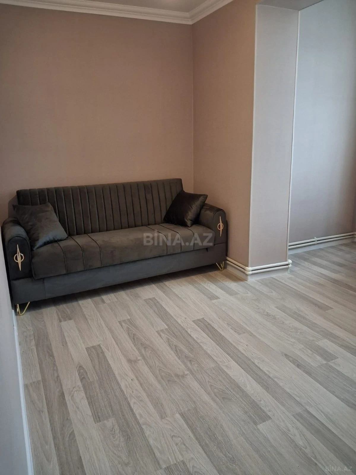 Kirayə verilir 2 otaqlı mənzil 45 m²