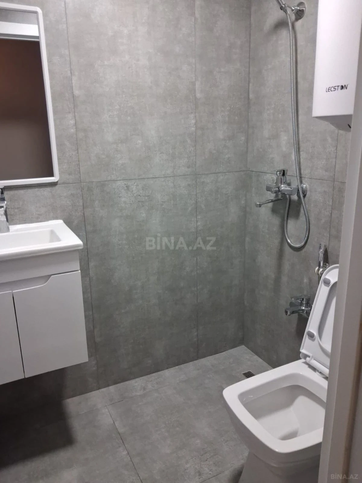 Kirayə verilir 2 otaqlı mənzil 45 m²