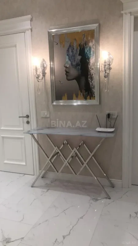 Kirayə verilir 2 otaqlı mənzil 85 m²