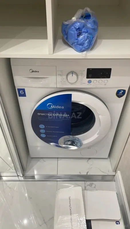Kirayə verilir 2 otaqlı mənzil 85 m²
