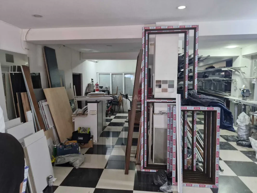 Satılır obyekt 150 m²
