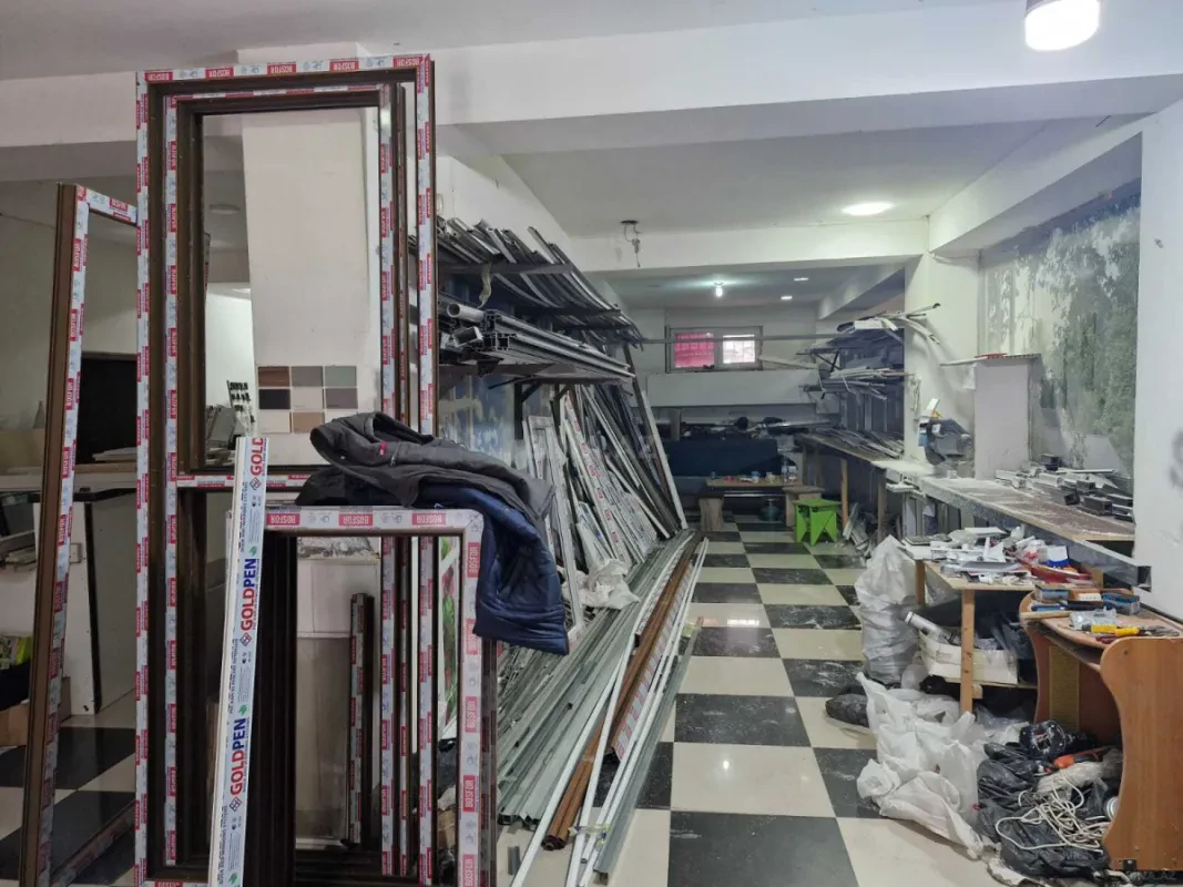 Satılır obyekt 150 m²