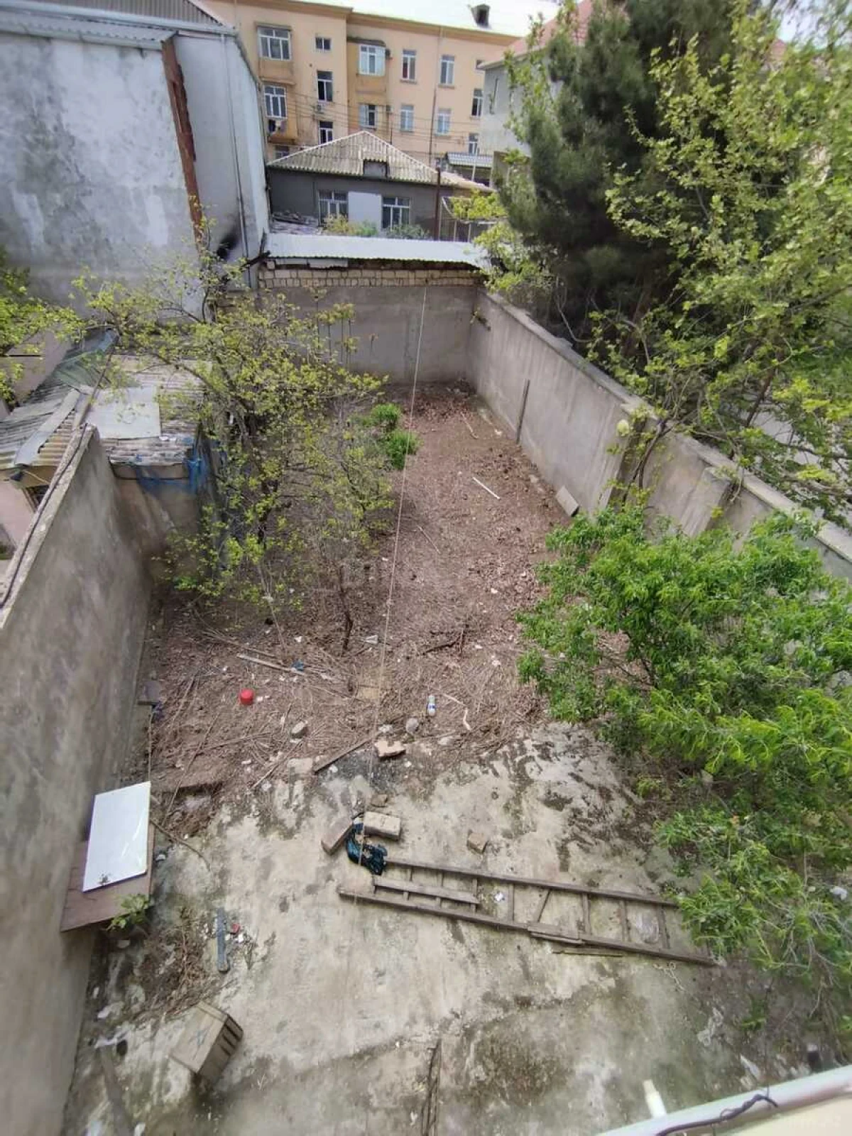 Kirayə verilir 5 otaqlı həyət evi 300 m²