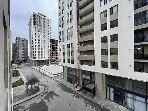 Satılır 2 otaqlı mənzil 70 m²