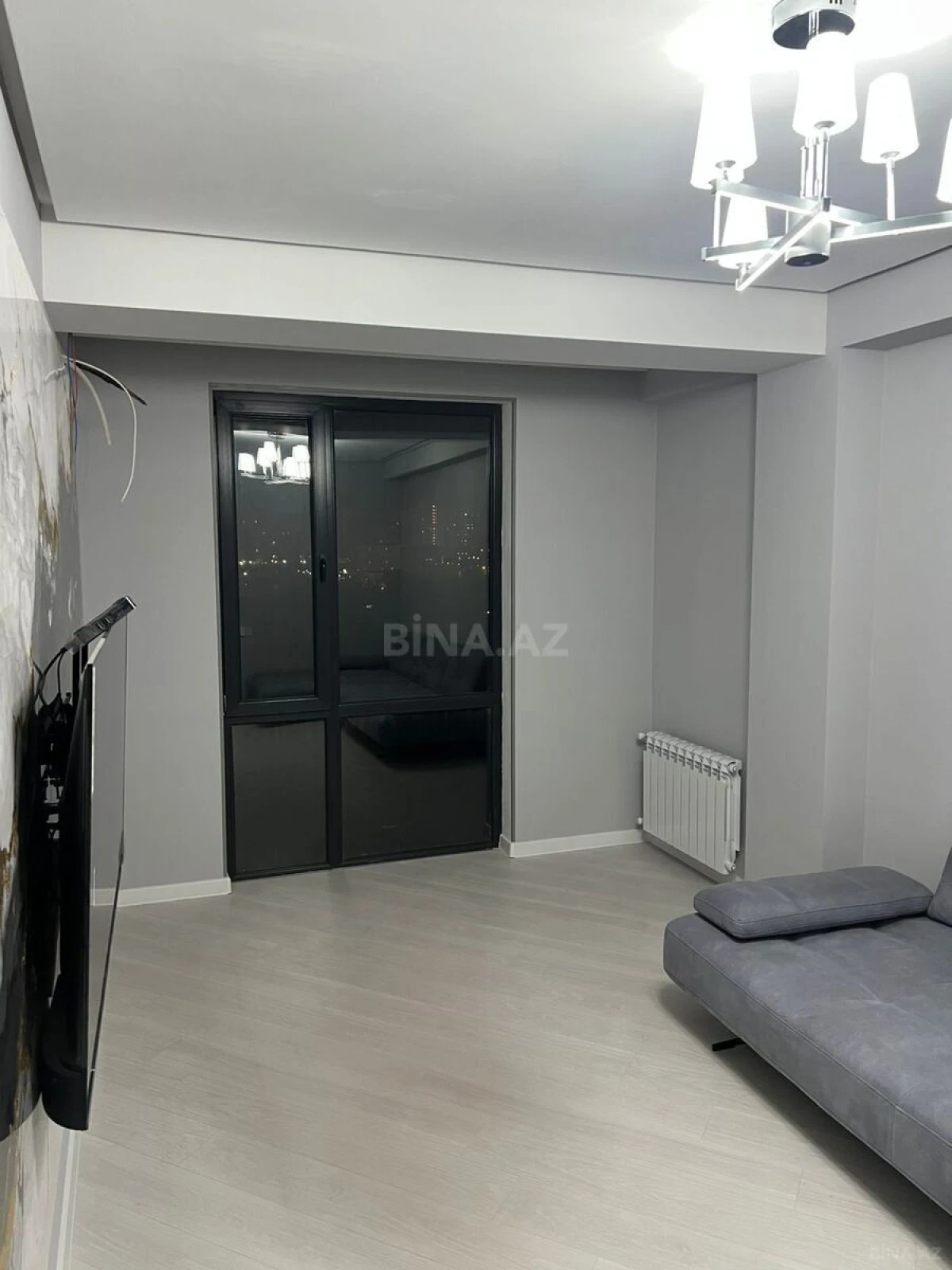 Satılır 2 otaqlı mənzil 70 m²