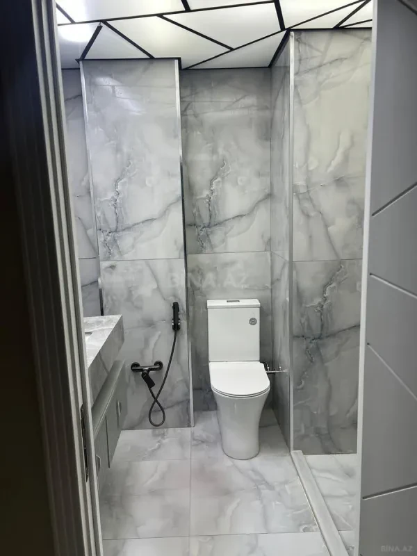 Satılır 2 otaqlı mənzil 70 m²