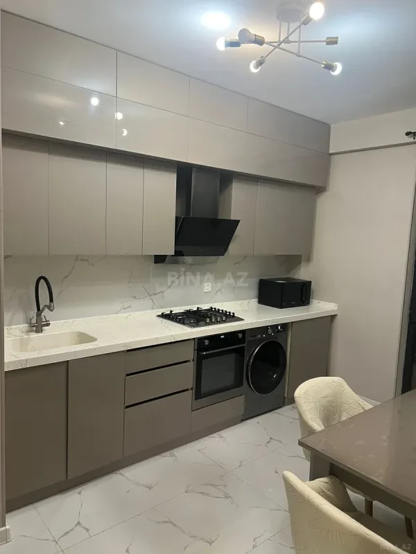Satılır 2 otaqlı mənzil 70 m²