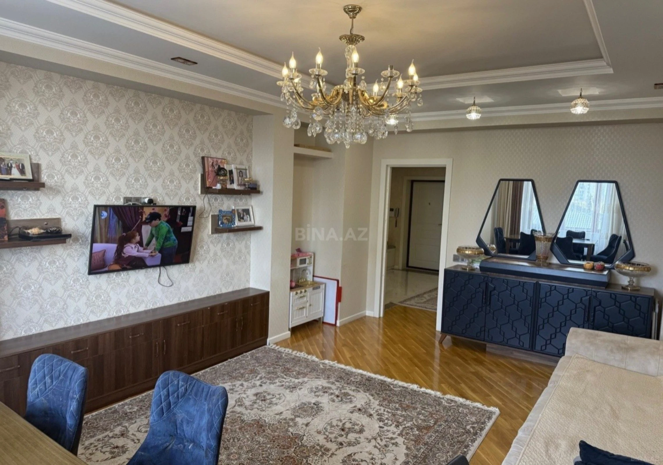 Satılır 2 otaqlı mənzil 96 m²