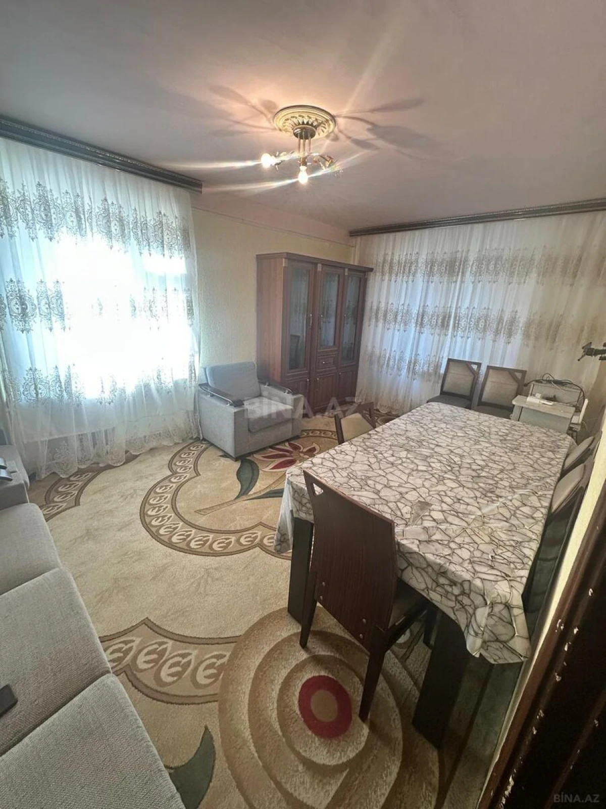 Satılır 2 otaqlı mənzil 65 m²