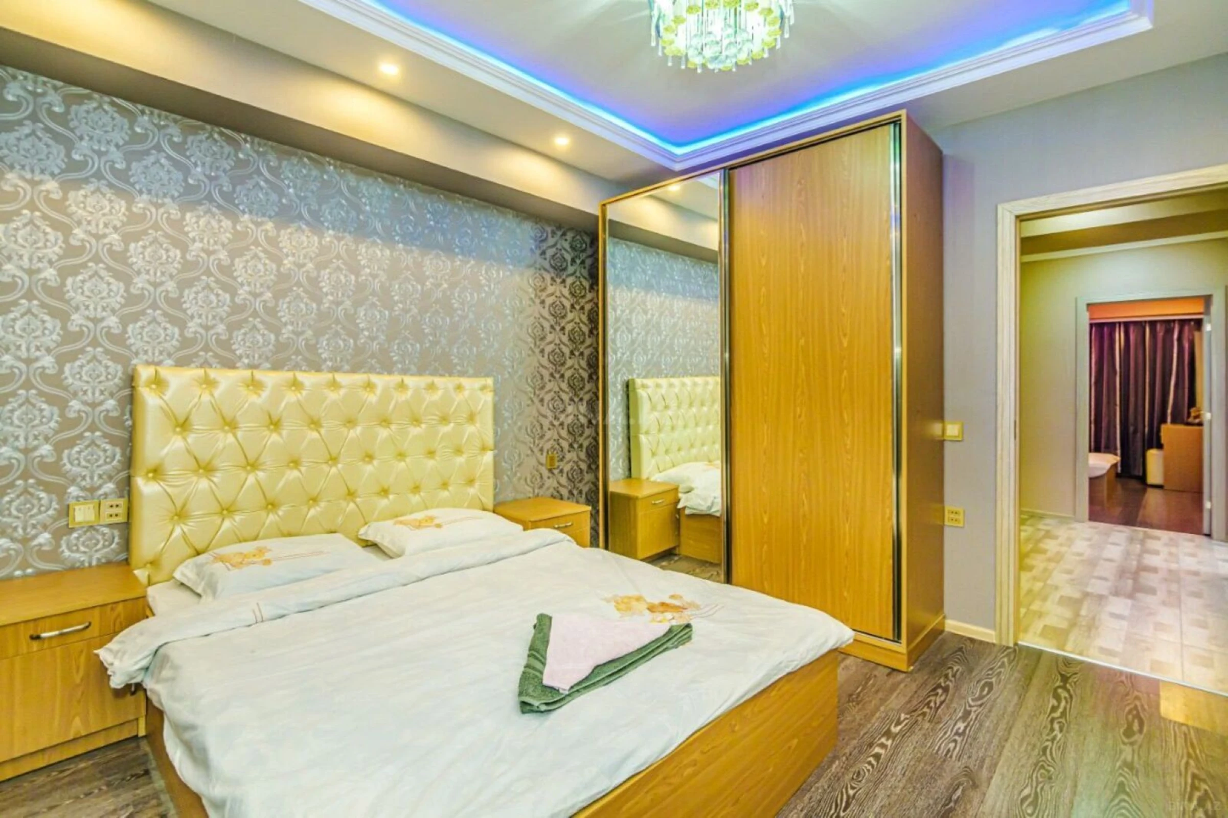 Kirayə verilir 2 otaqlı mənzil 60 m²