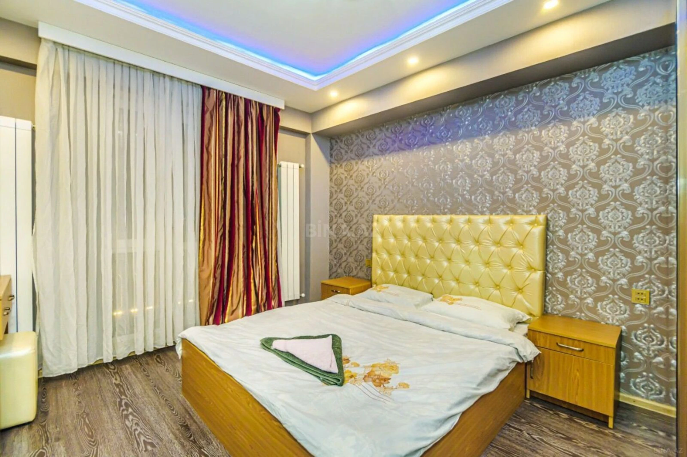 Kirayə verilir 2 otaqlı mənzil 60 m²