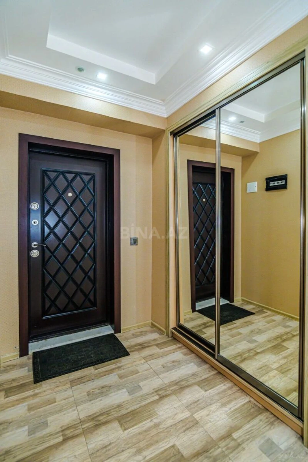 Kirayə verilir 2 otaqlı mənzil 60 m²