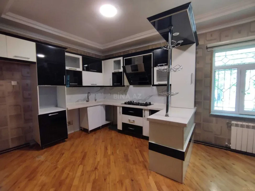 Kirayə verilir 6 otaqlı ofis 300 m²