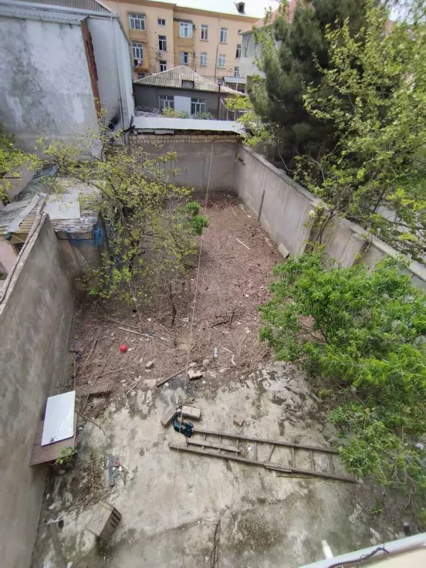 Kirayə verilir 6 otaqlı ofis 300 m²