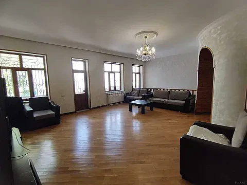 Kirayə verilir 6 otaqlı ofis 300 m²