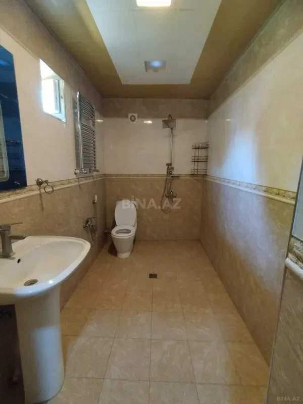 Kirayə verilir 6 otaqlı ofis 300 m²
