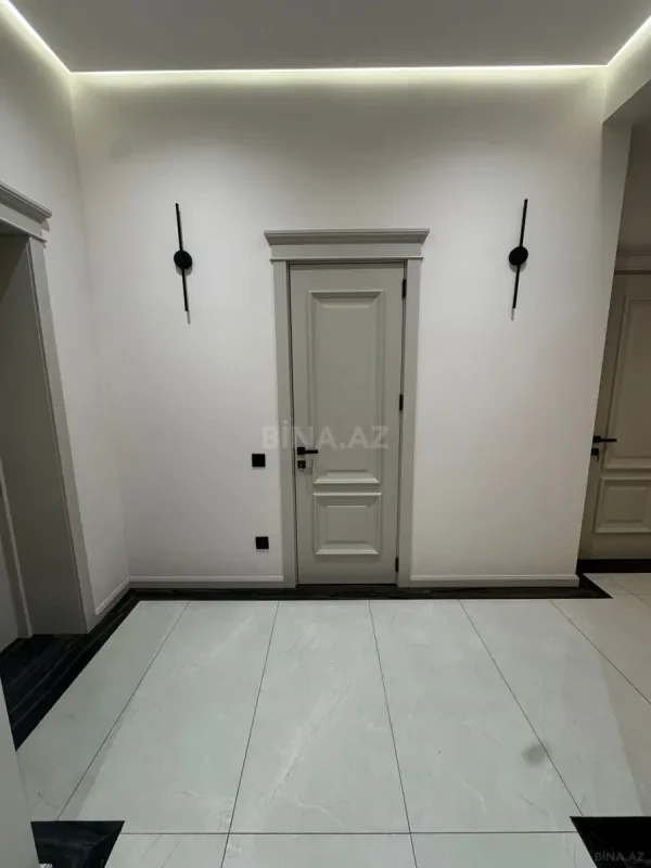 Kirayə verilir 3 otaqlı mənzil 130 m²