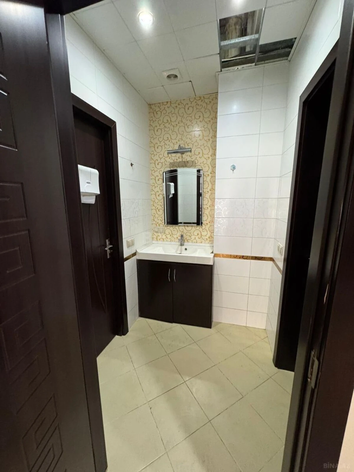 Kirayə verilir 6 otaqlı ofis 180 m²