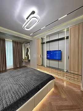 Satılır 3 otaqlı mənzil 118 m²