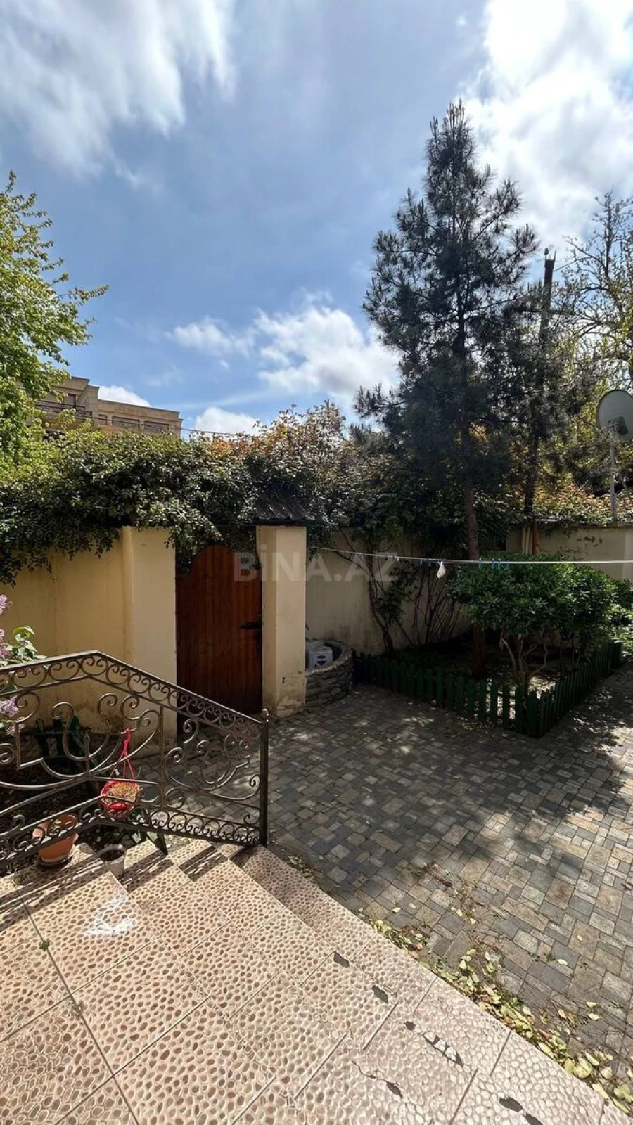 Satılır 4 otaqlı həyət evi 150 m²