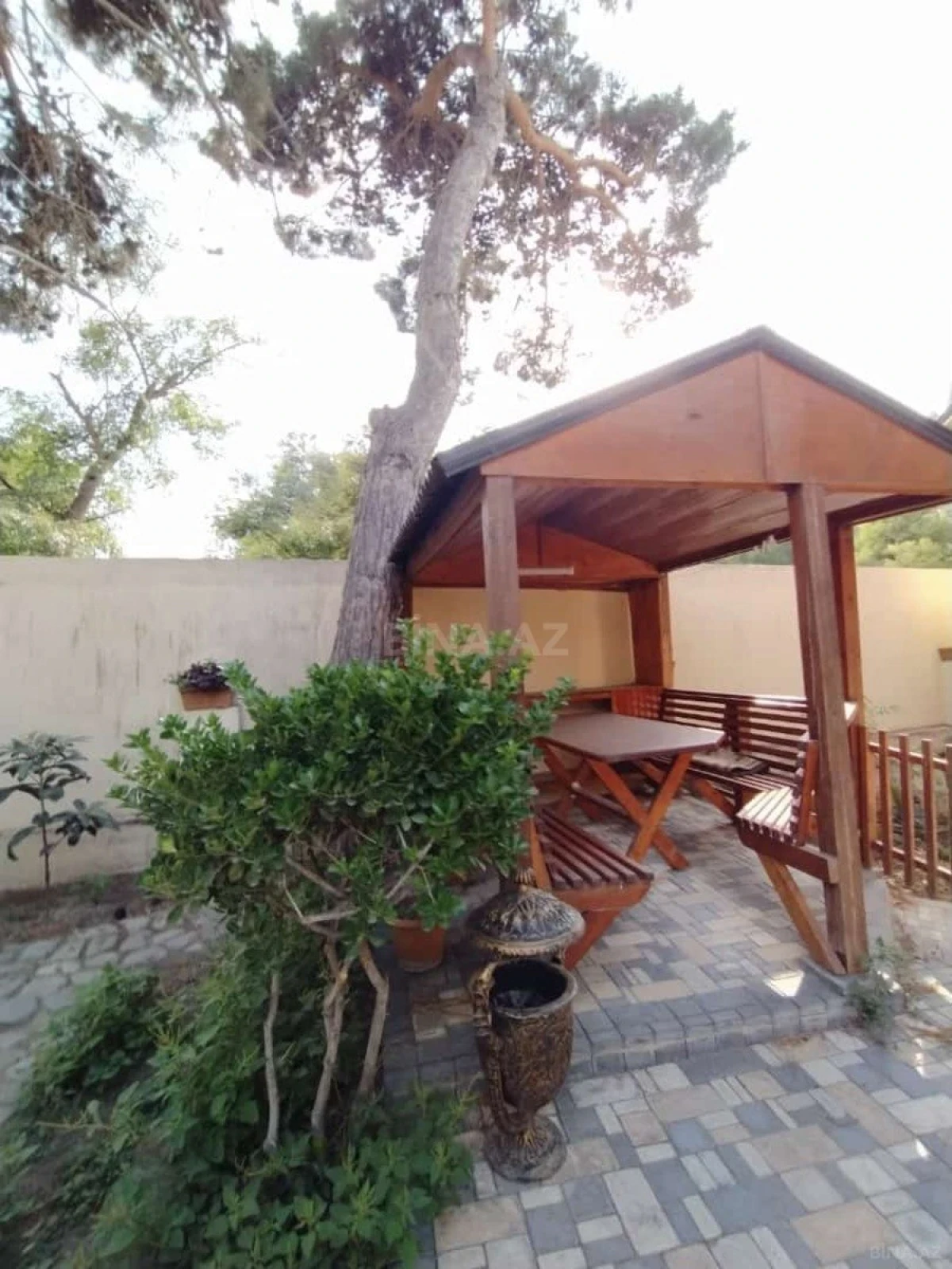 Satılır 4 otaqlı həyət evi 150 m²