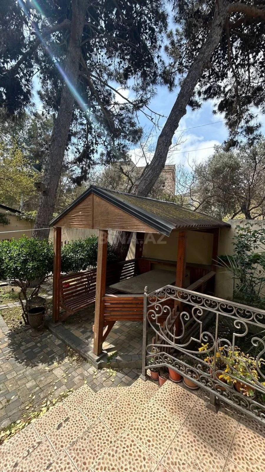 Satılır 4 otaqlı həyət evi 150 m²