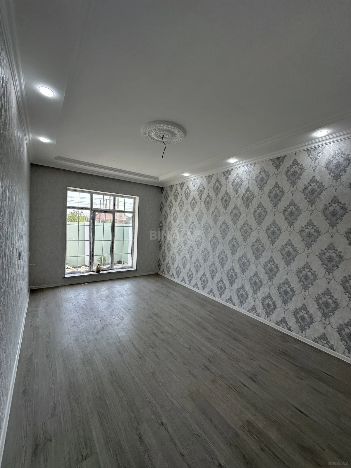 Satılır 4 otaqlı həyət evi 120 m²