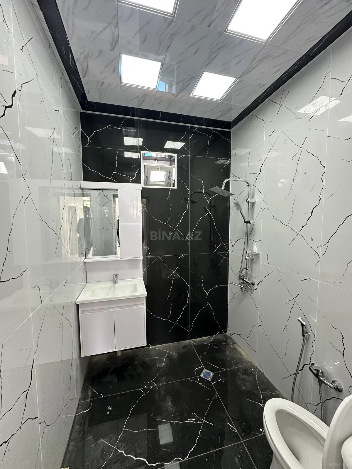 Satılır 4 otaqlı həyət evi 120 m²