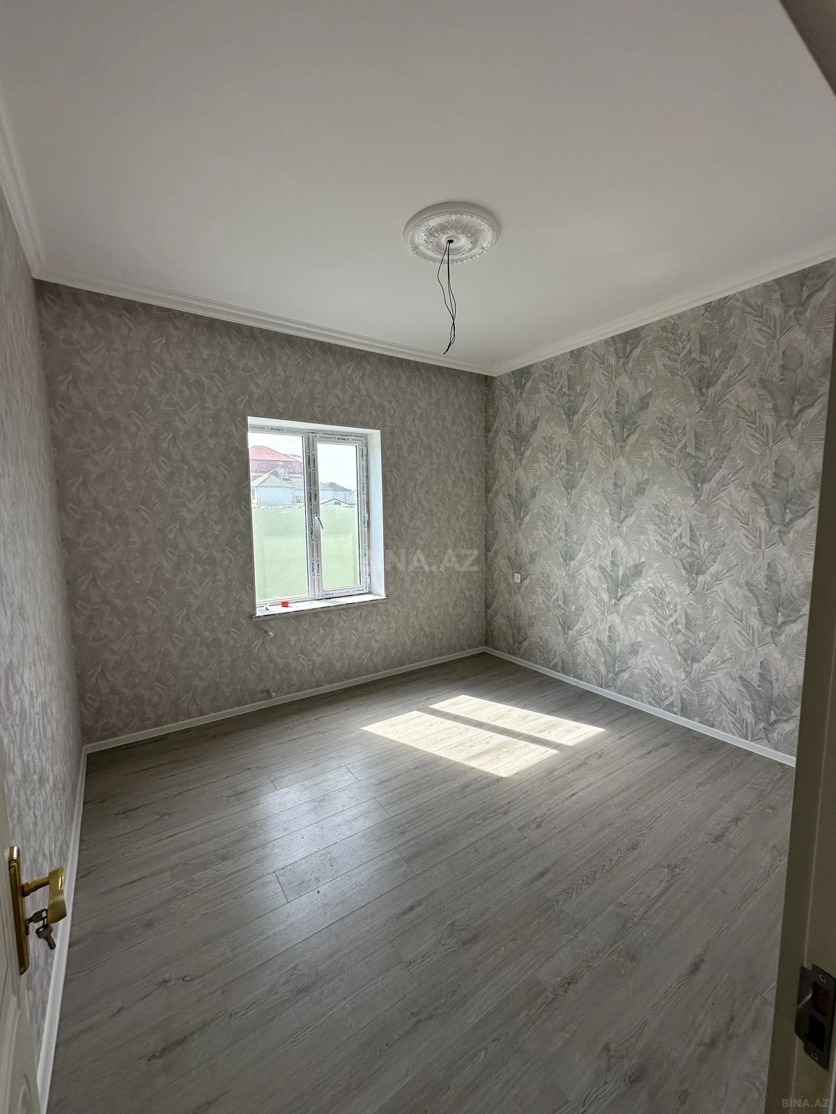 Satılır 4 otaqlı həyət evi 120 m²